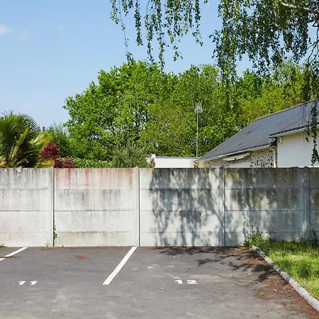 Apartment Minuit A Paris - Wifi Fibre/linge/parking Châteaubriant